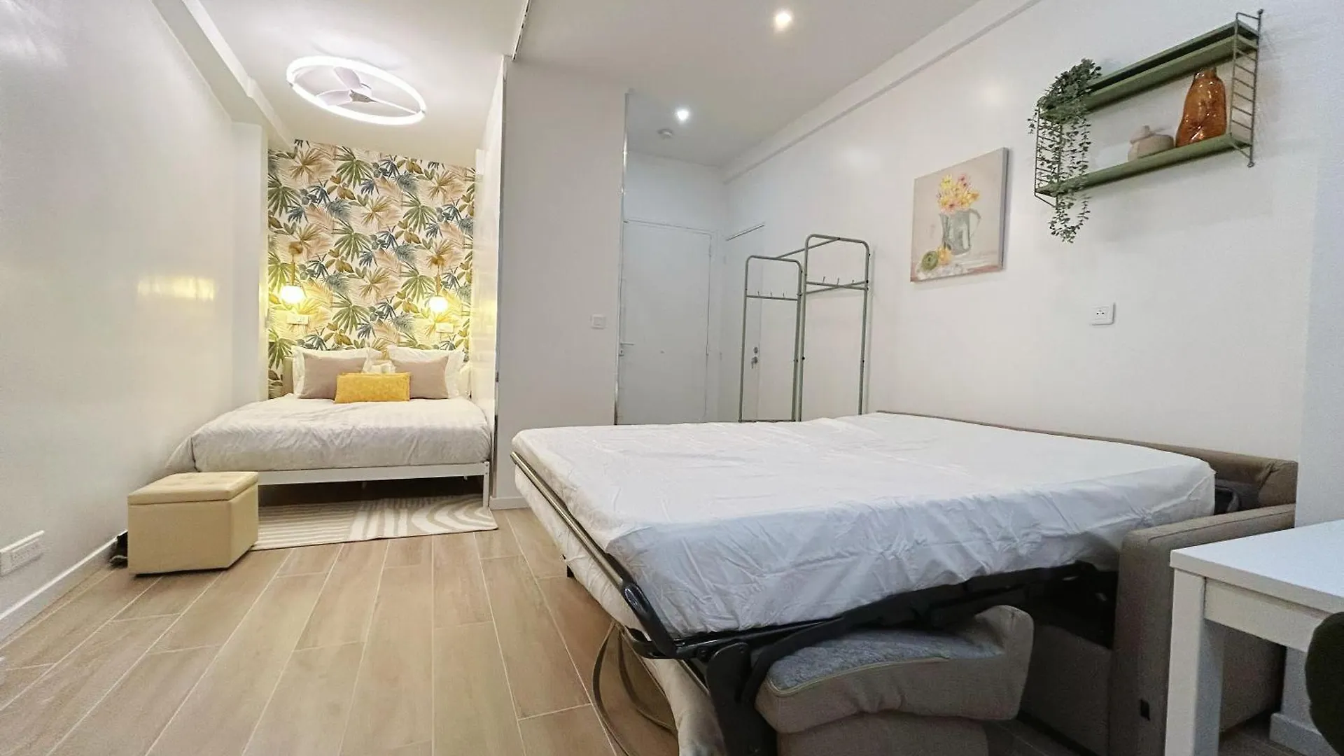 Cosy Louvre Homestay Paris